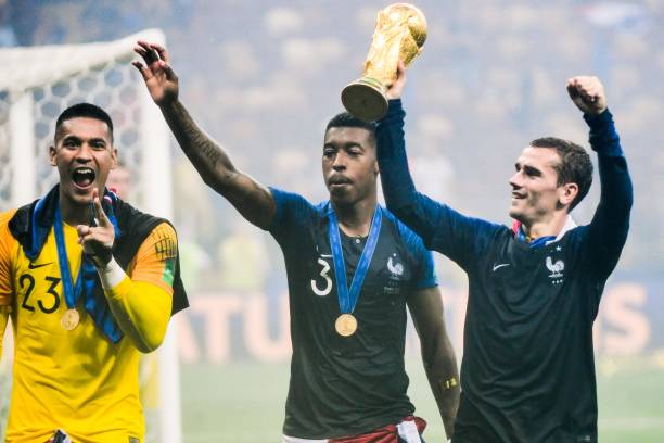 巨额资金 巨额资金