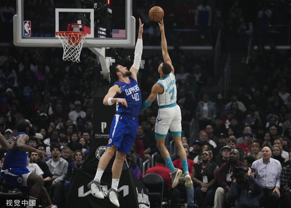 與俱樂部共 與俱樂部共