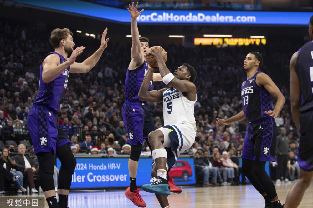 该队在比赛 该队在比赛