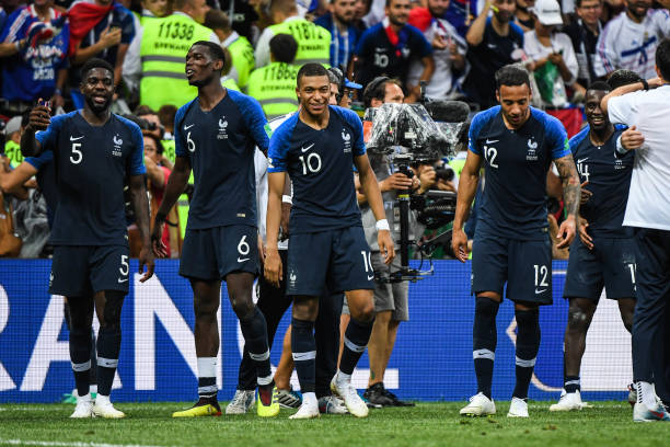 对经济产生 对经济产生